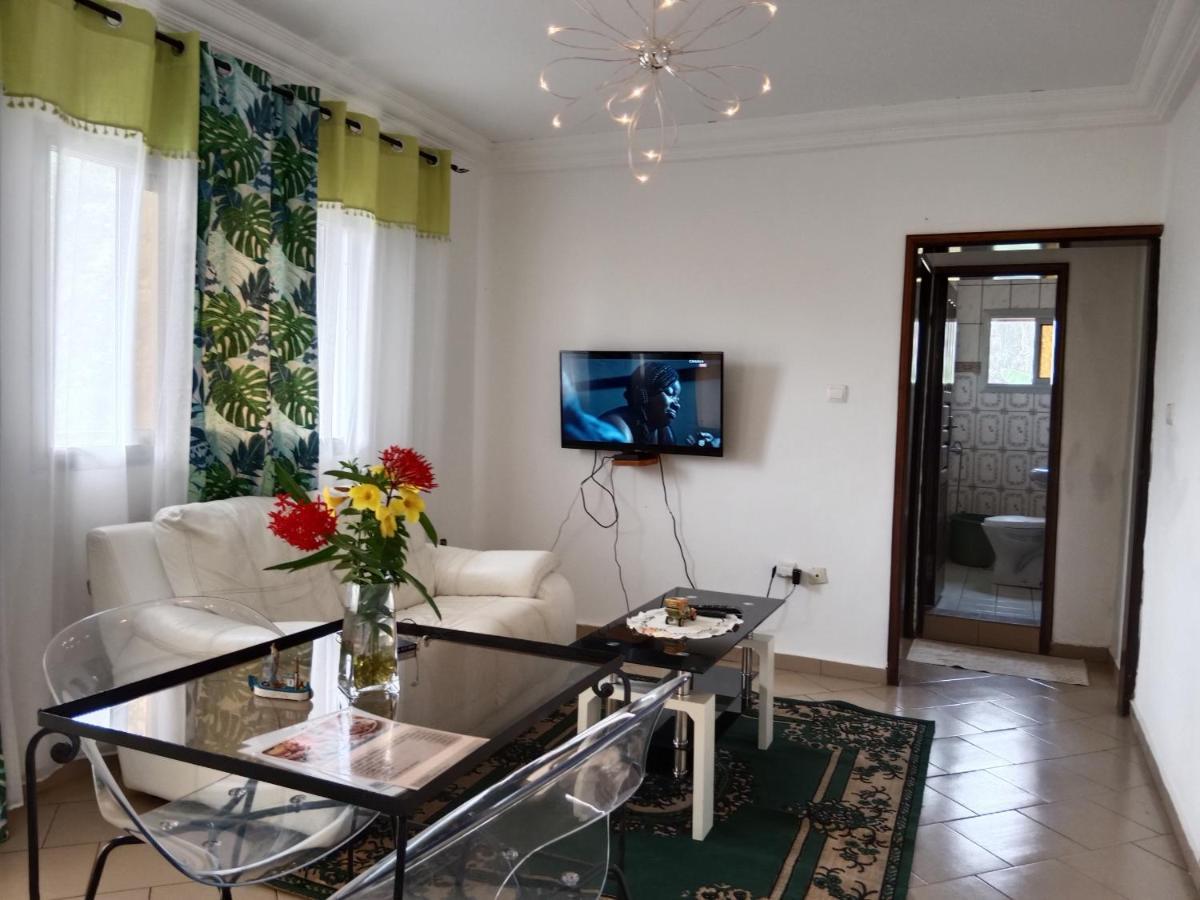Residence Hoteliere L'Oceane Kribi Exteriör bild